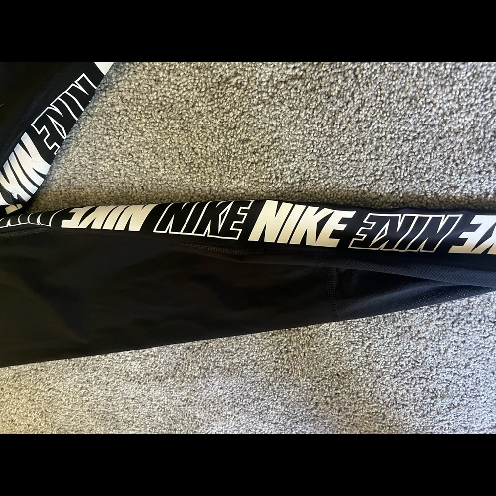 Nike leggings